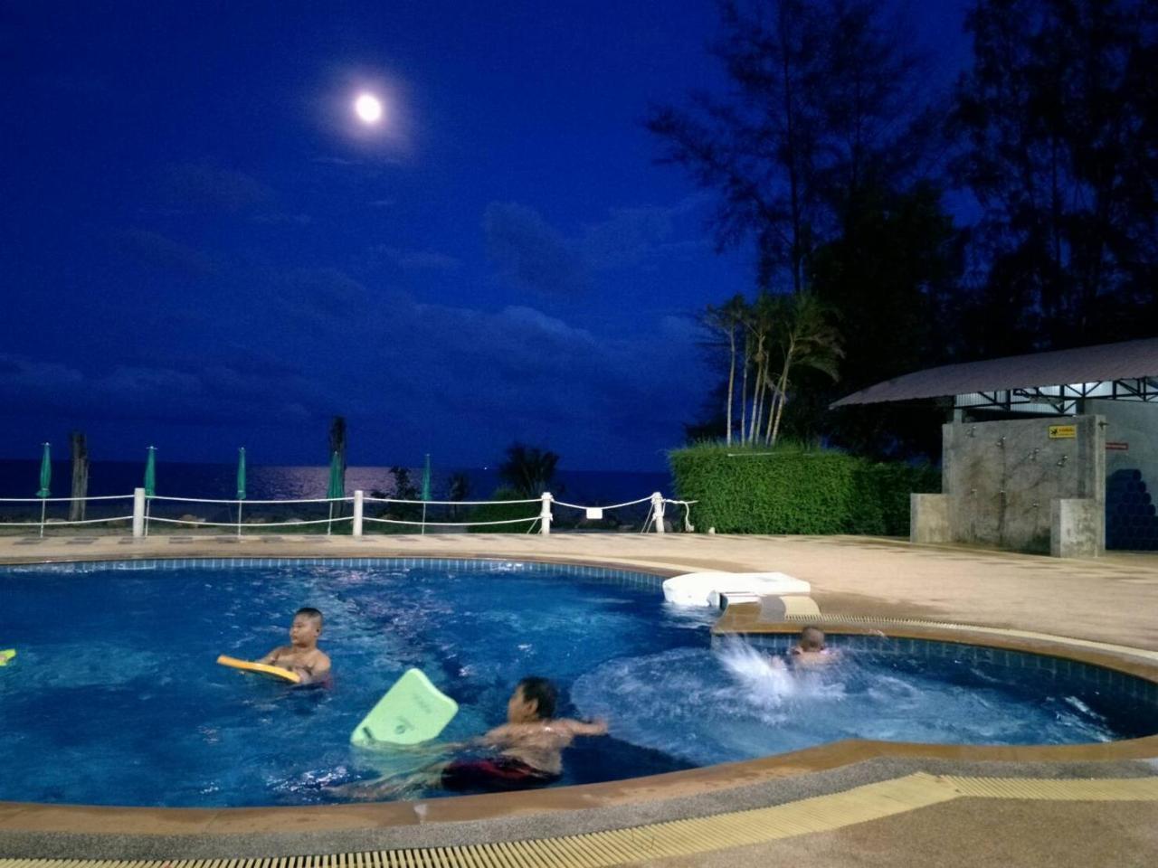 Had Lamae Resort Ban Pak Nam Lamae Buitenkant foto