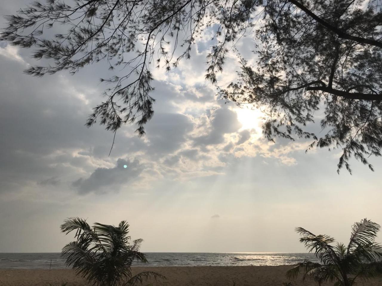 Had Lamae Resort Ban Pak Nam Lamae Buitenkant foto