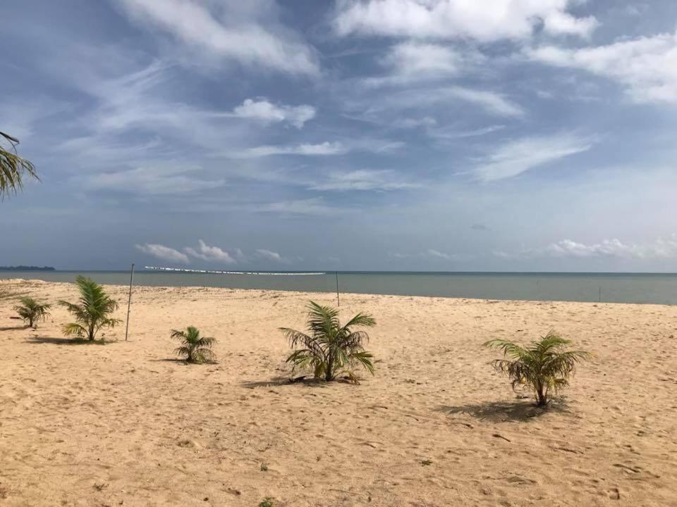 Had Lamae Resort Ban Pak Nam Lamae Buitenkant foto