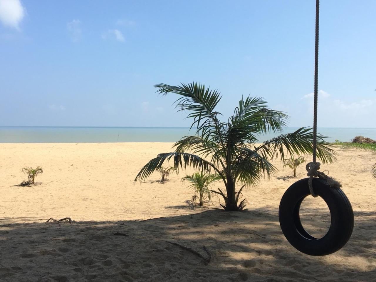 Had Lamae Resort Ban Pak Nam Lamae Buitenkant foto