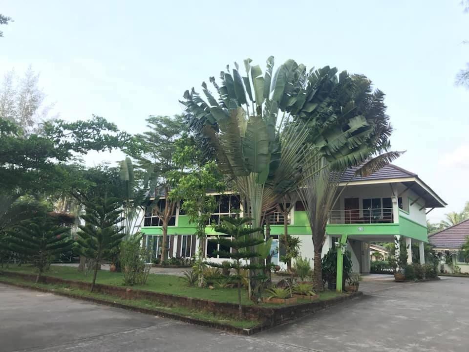 Had Lamae Resort Ban Pak Nam Lamae Buitenkant foto