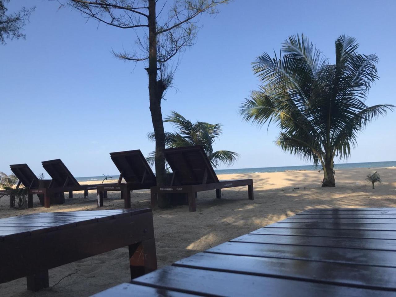 Had Lamae Resort Ban Pak Nam Lamae Buitenkant foto