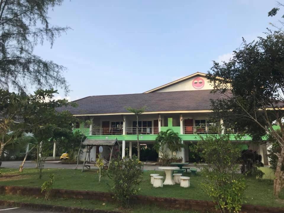 Had Lamae Resort Ban Pak Nam Lamae Buitenkant foto