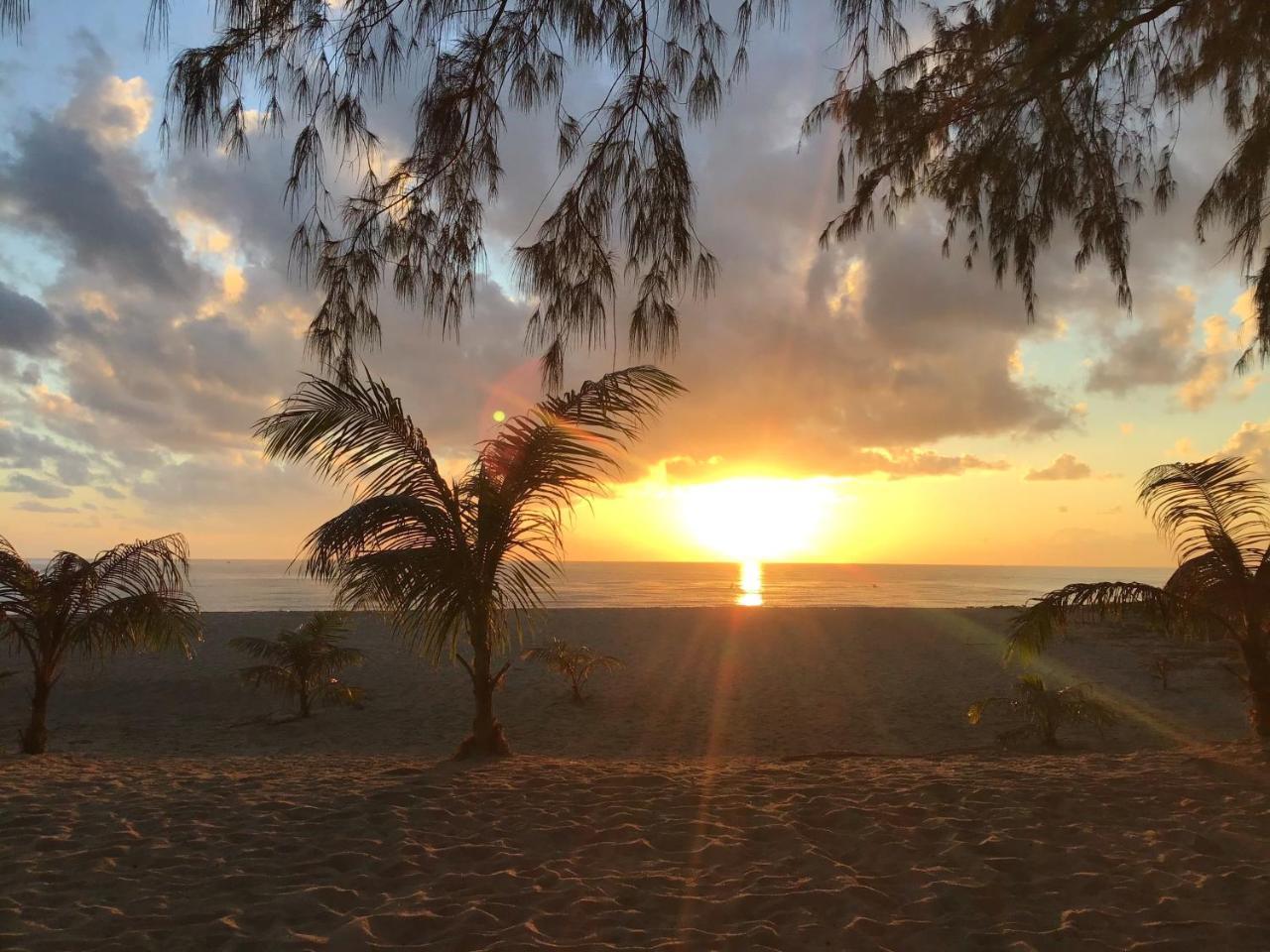 Had Lamae Resort Ban Pak Nam Lamae Buitenkant foto